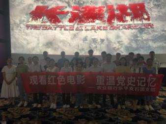 港南区东津镇:人勤春来早 种蔗正当时